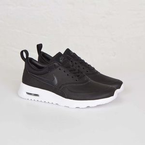 Nike Thea, black leather